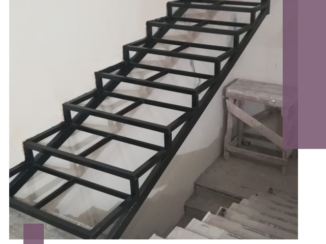 Демонтаж лестниц на металлокаркасе в Горном-Алтайске: быстрый вывоз и разбор