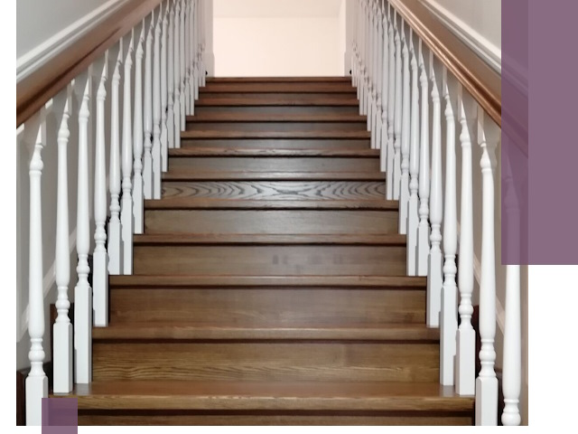 Лестницы из ясеня на заказ в Горном-Алтайске — изготовление и монтаж