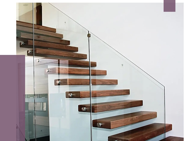 Стеклянные перила для лестницы в Горном-Алтайске от 15034 руб.