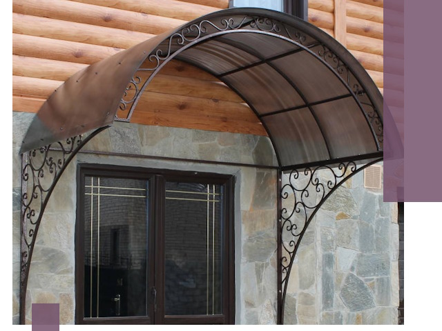 Арочные козырьки под ключ в Горном-Алтайске: изготовление и монтаж