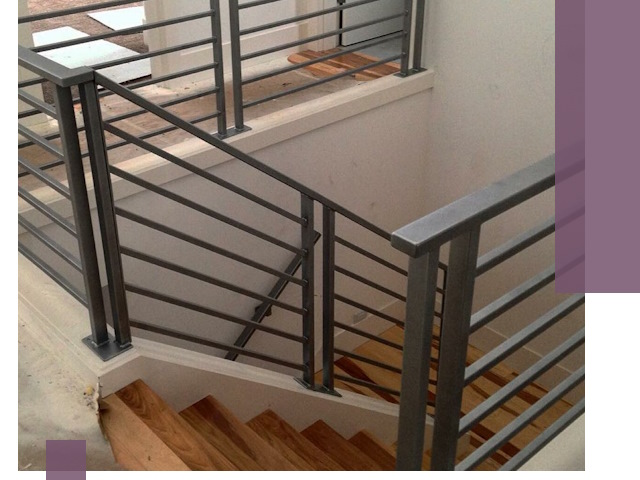 Изготовление поручней из металла и дерева в Горном-Алтайске